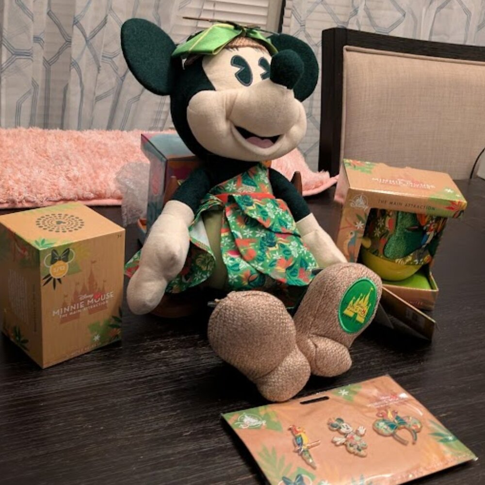 ⬇️PD⬇️DISNEY MINNIE MOUSE Pin Set, Cup & Magic Band LIMITED RELEASE COLLECTIBLE - Picture 2 of 9
